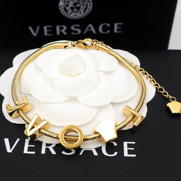 ๐โจAUTHENTICโจ๐ Versace bracelet - Picture 7 of 7